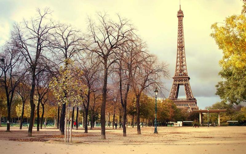 Tour Paris With the Marquis de Sade as Your Guide, Travel